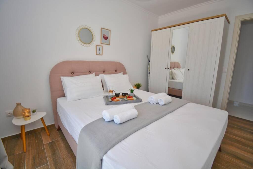 Potamos Deluxe White Apartment Exteriér fotografie